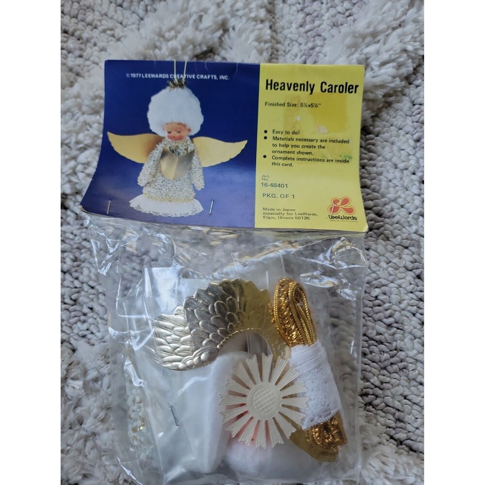 Vintage 1977 Leewards Creative Crafts Heavenly Caroler Ornament New